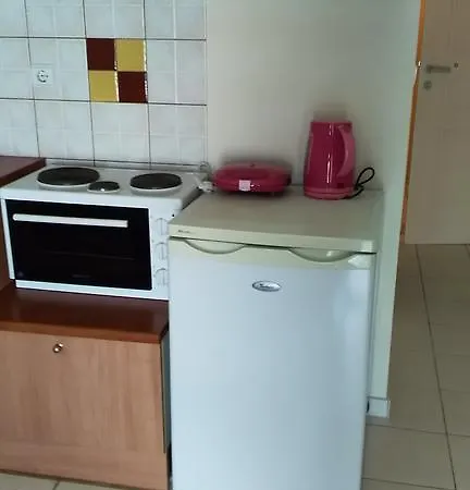 Tonia's * ريثيمنو